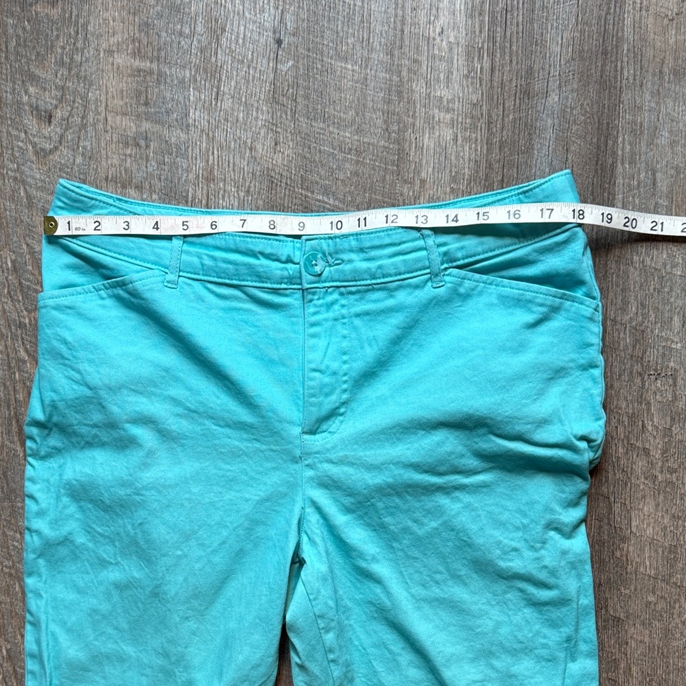 St. John's Bay Turquoise Capris - Picture 4 of 10